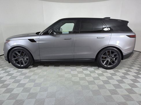 New 2025 Land Rover Range Rover Sport SE image 2
