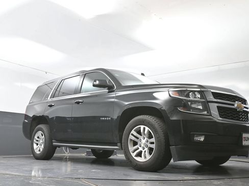Used 2016 Chevrolet Tahoe LT w/ Luxury Package AWD/4WD image 25