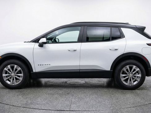 Used 2025 Chevrolet Equinox LT FWD image 5