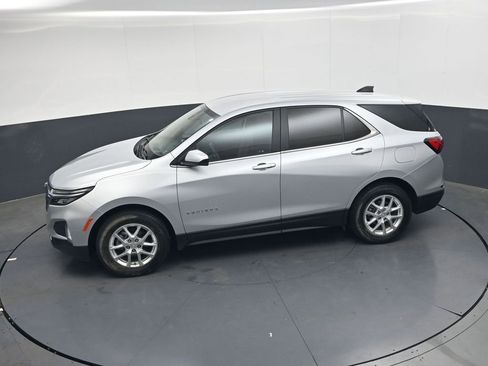 Used 2022 Chevrolet Equinox LT FWD image 20