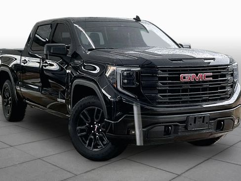 Used 2024 GMC Sierra 1500 Elevation w/ Preferred Package AWD/4WD image 4