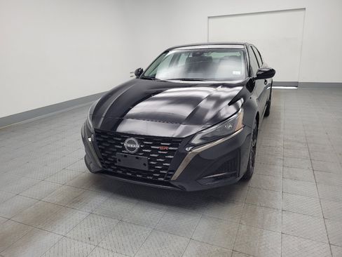Used 2023 Nissan Altima 2.5 SR AWD/4WD image 15