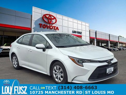 Used 2024 Toyota Corolla LE image 1