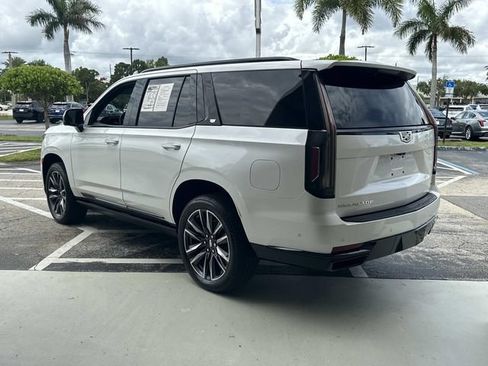 Used 2021 Cadillac Escalade Sport w/ Driver Assist Tech Package AWD/4WD image 8