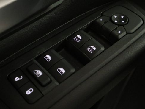 New 2026 RAM 1500 Express AWD/4WD image 32