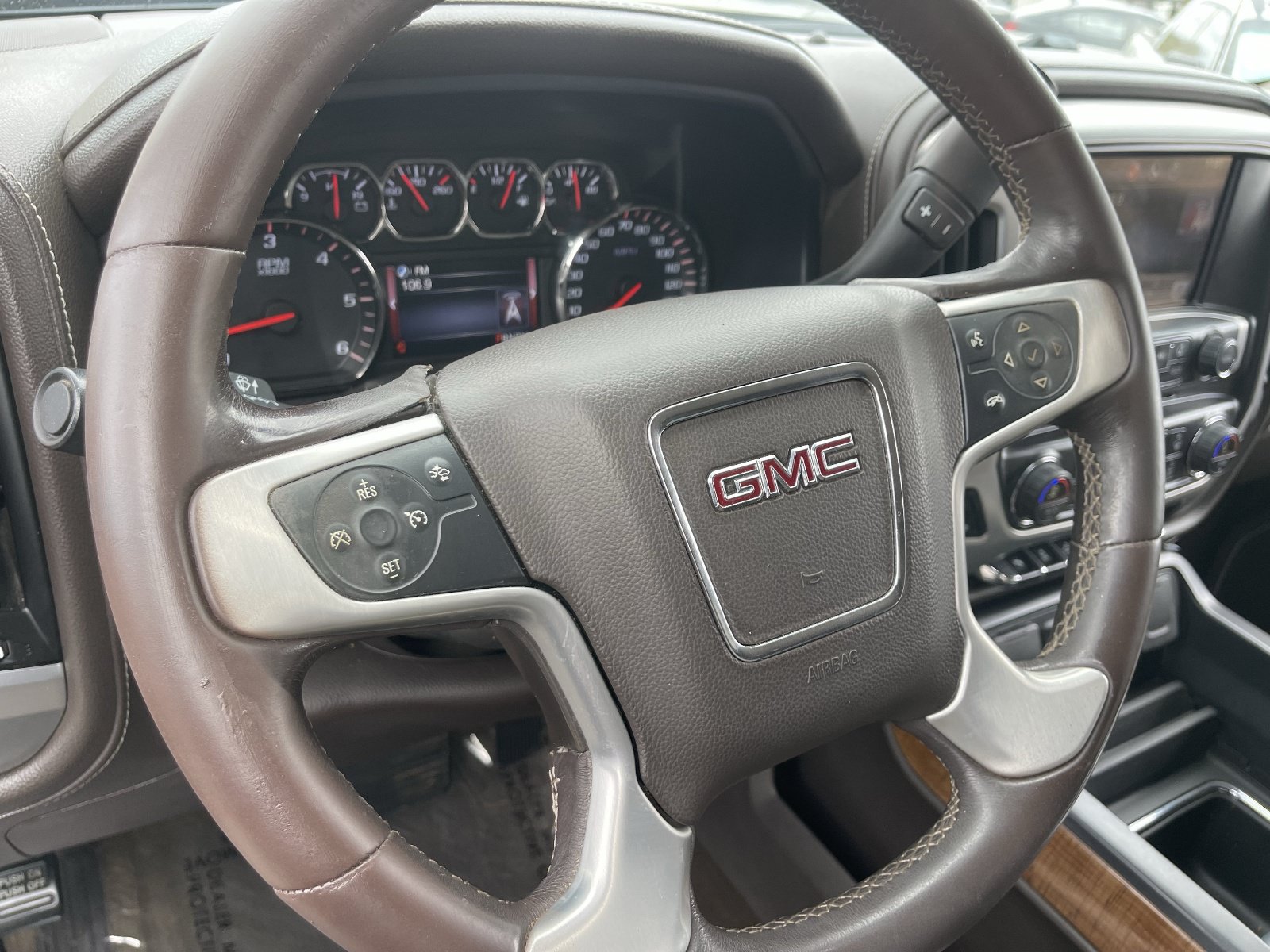 Used 2014 GMC Sierra 1500 SLT AWD/4WD image 23