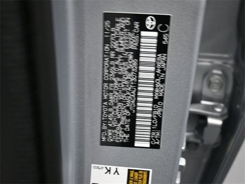 New 2026 Toyota Prius LE image 20