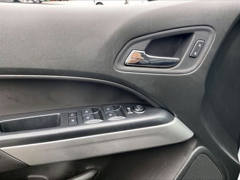 Used 2021 Chevrolet Colorado ZR2 AWD/4WD image 37