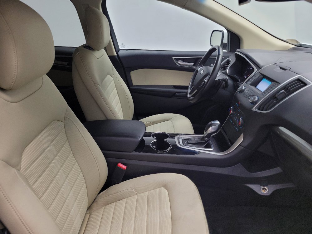 Used 2018 Ford Edge SEL w/ Ford Safe & Smart Package FWD image 21