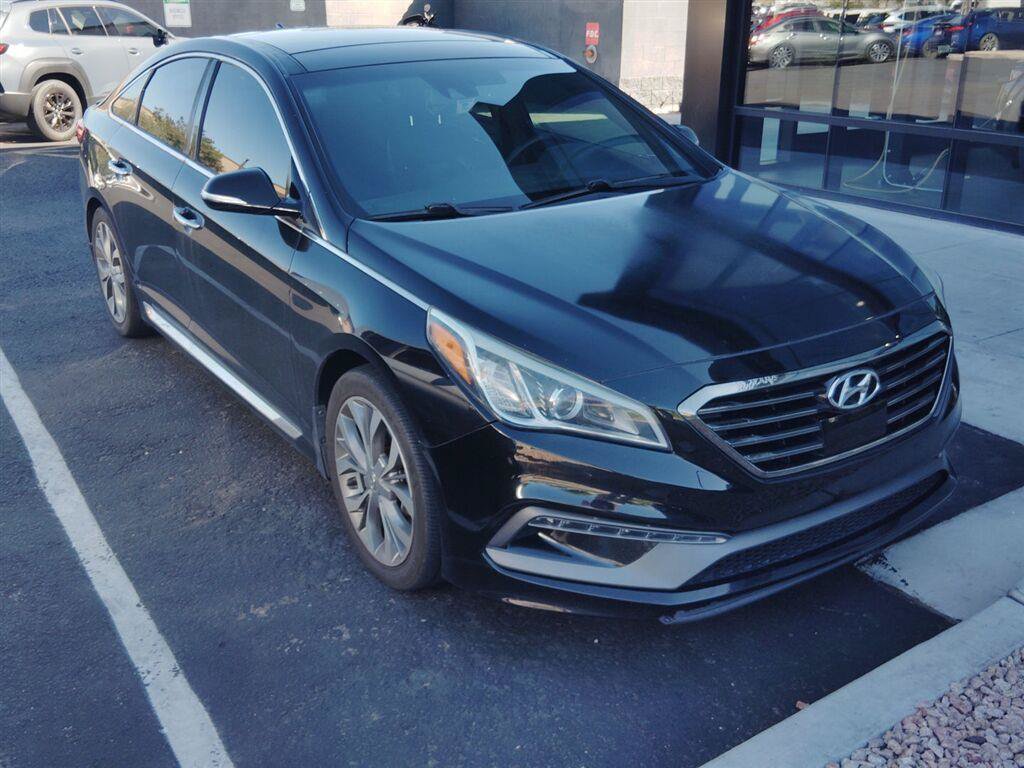 Used 2015 Hyundai Sonata Limited 2.0T FWD image 2