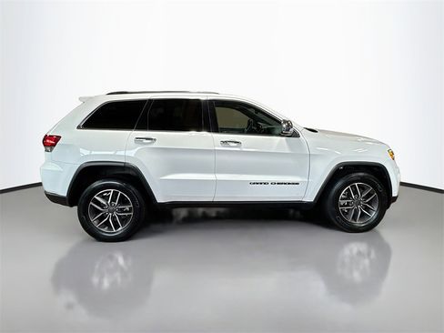 Used 2021 Jeep Grand Cherokee Limited image 5