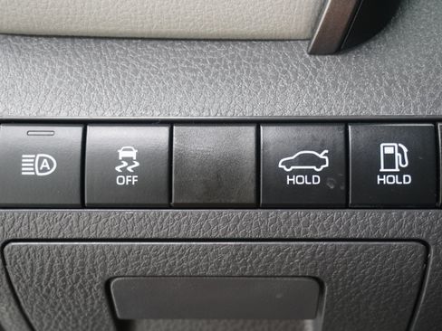 Used 2024 Toyota Camry SE FWD image 24