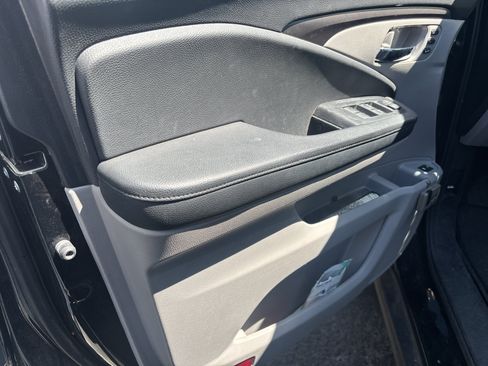 Used 2019 Honda Pilot EX-L image 6