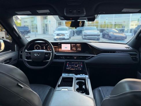 Used 2025 INFINITI QX80 Autograph w/ Autograph Exterior Package image 14