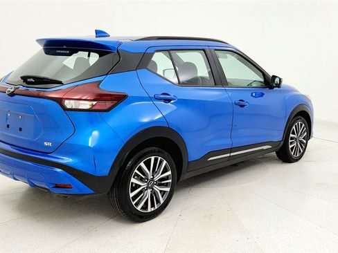 Used 2024 Nissan Kicks SR image 4