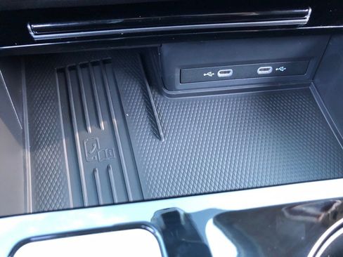 New 2026 Volkswagen Atlas Peak Edition AWD/4WD image 29