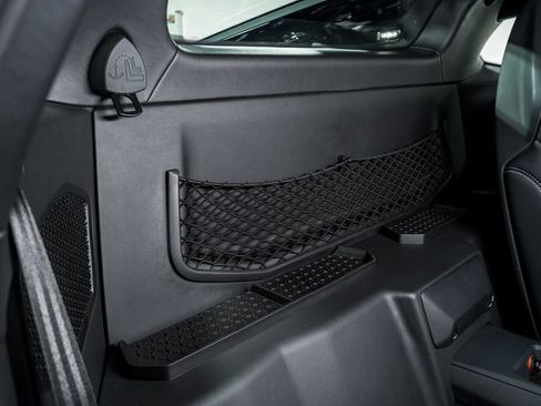 Used 2020 Lamborghini Huracan EVO RWD image 30