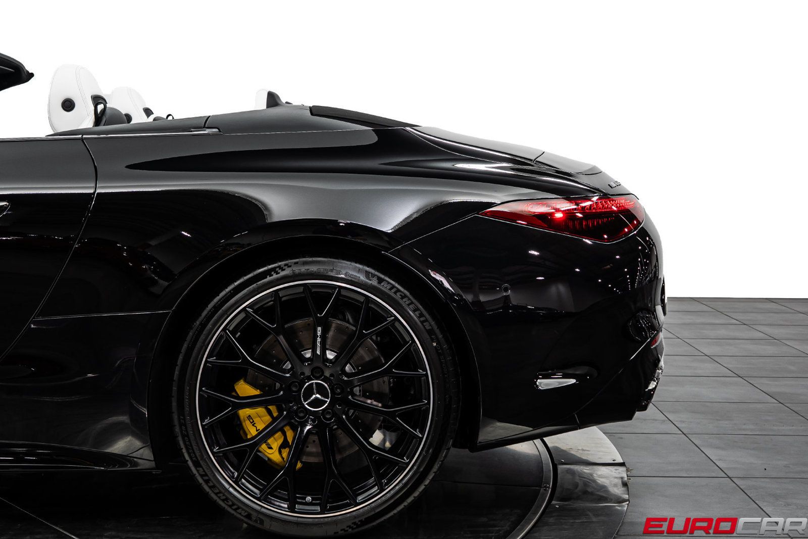 Used 2026 Mercedes-Benz SL 55 AMG 4MATIC image 18