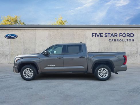 Used 2023 Toyota Tundra SR5 w/ SR5 Premium Package RWD image 5