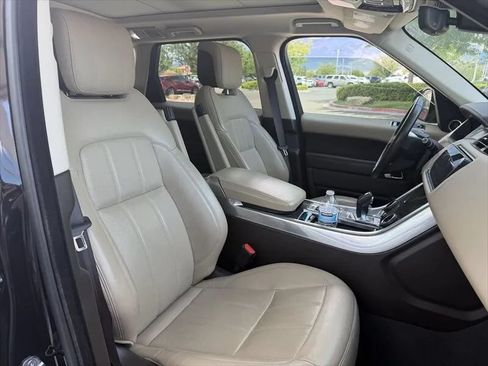 Used 2018 Land Rover Range Rover Sport HSE AWD/4WD image 17