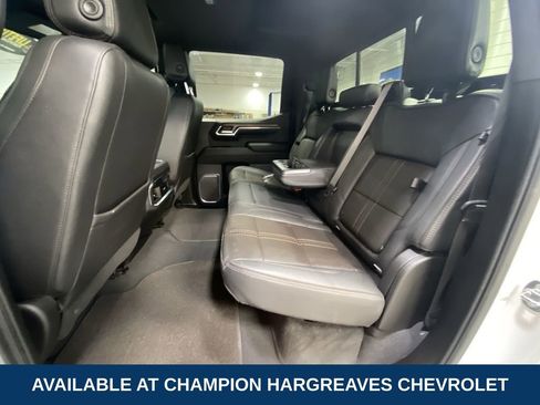 Used 2023 Chevrolet Silverado 1500 High Country image 33