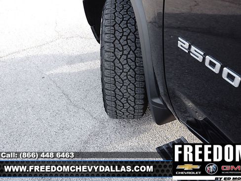 Used 2022 Chevrolet Silverado 2500 High Country w/ Safety Package II image 45