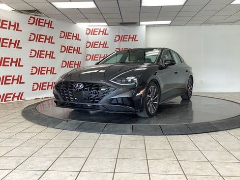 Used 2020 Hyundai Sonata Limited FWD image 3