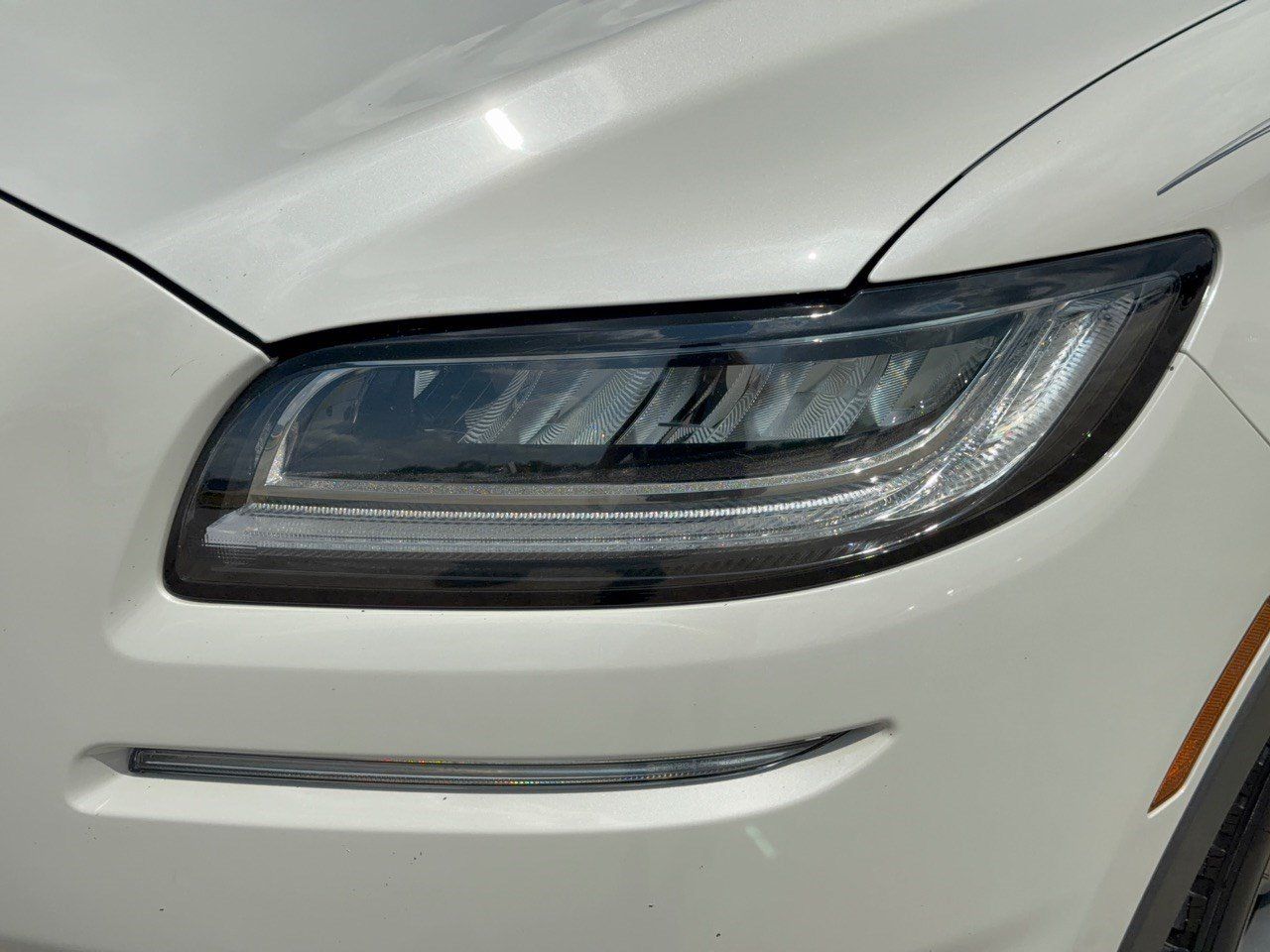 Used 2022 Lincoln Nautilus Reserve w/ Luxury Package FWD image 12