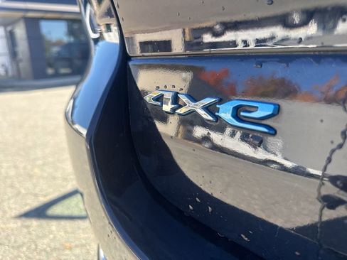 Used 2024 Jeep Grand Cherokee Limited 4xe image 25