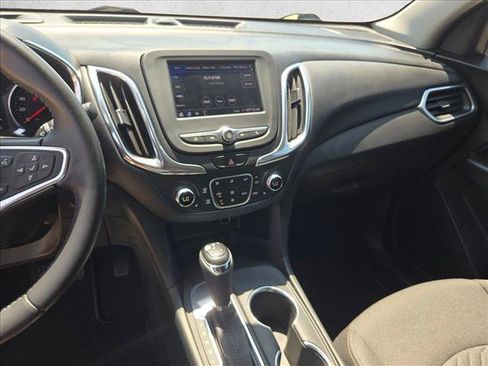 Used 2020 Chevrolet Equinox LT FWD image 12