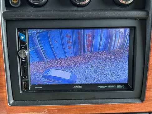 Used 2012 Chevrolet Express 2500 w/ Power Package image 59