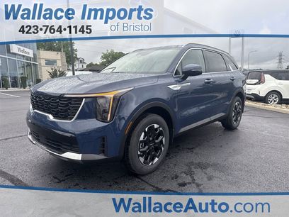 New 2025 Kia Sorento S