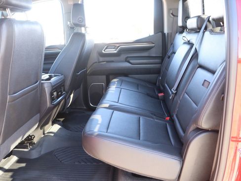 Used 2024 Chevrolet Silverado 1500 LT Trail Boss w/ Convenience Package II image 28