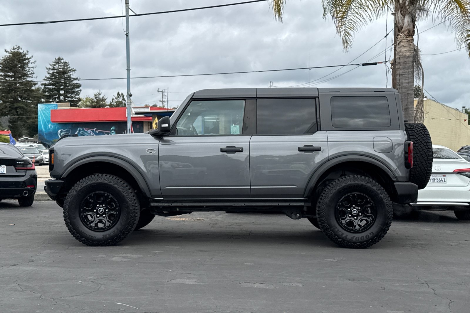 Certified 2024 Ford Bronco Wildtrak AWD/4WD image 32
