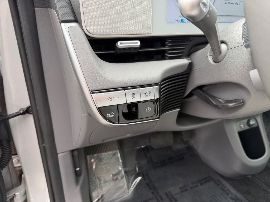 Used 2024 Hyundai Ioniq 5 Limited AWD/4WD image 20