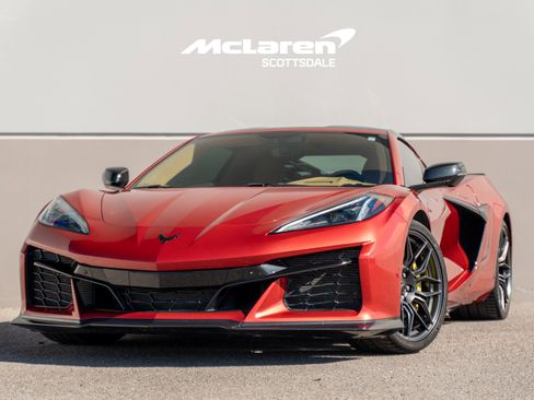 Used 2023 Chevrolet Corvette Z06 w/ Engine Appearance Package image 2