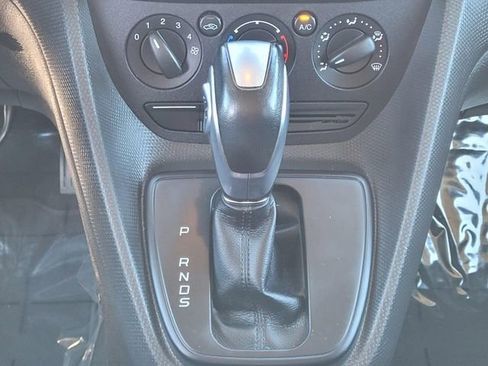 Used 2016 Ford Transit Connect XLT image 24