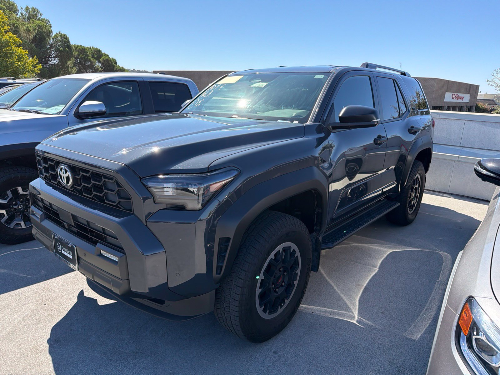 Used 2025 Toyota 4Runner TRD Off-Road AWD/4WD image 2