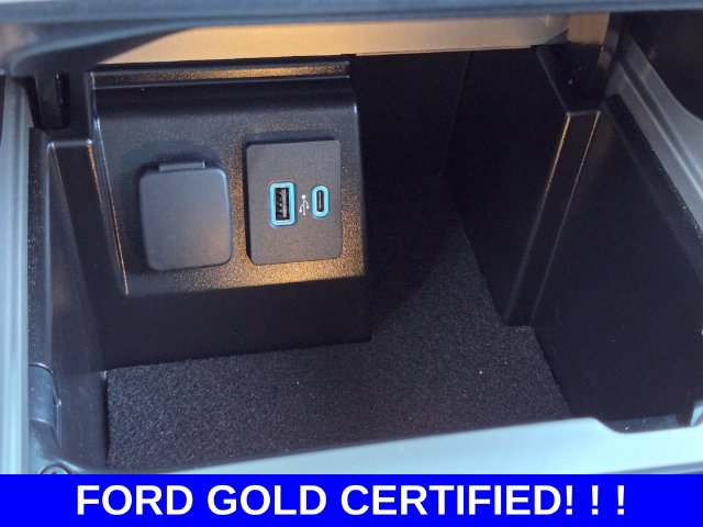 Used 2023 Ford Explorer XLT w/ Equipment Group 202A RWD image 26