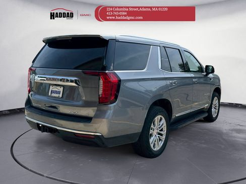 Used 2021 GMC Yukon SLT w/ SLT Premium Package AWD/4WD image 4