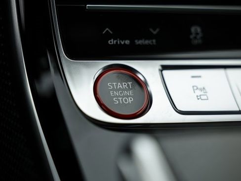 New 2025 Audi S8 image 43