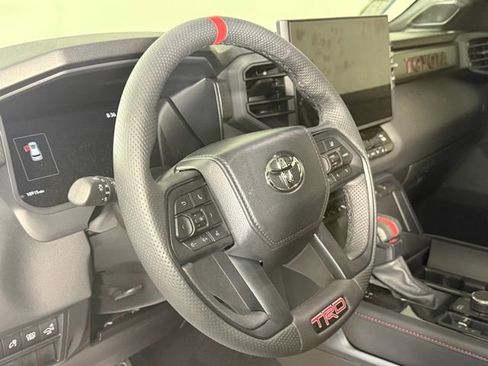 Used 2025 Toyota Sequoia TRD Pro AWD/4WD image 19