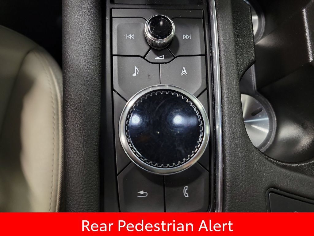 Used 2023 Cadillac XT5 Sportv w/ Technology Package AWD/4WD image 20