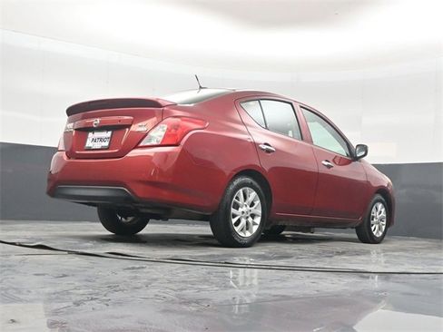 Used 2018 Nissan Versa SV w/ SV Special Edition Package image 39