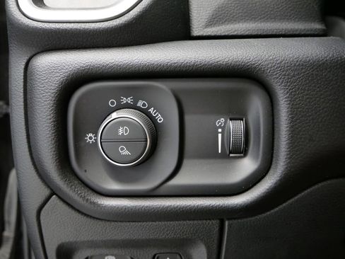 Used 2022 RAM 1500 Big Horn image 22