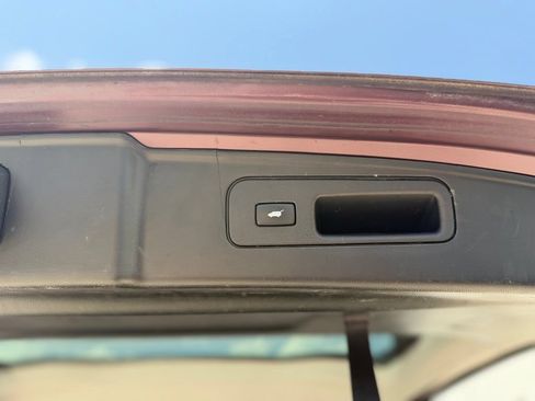 Used 2013 Honda Pilot Touring image 30