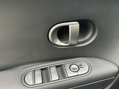 New 2026 Hyundai Ioniq 5 SEL image 11