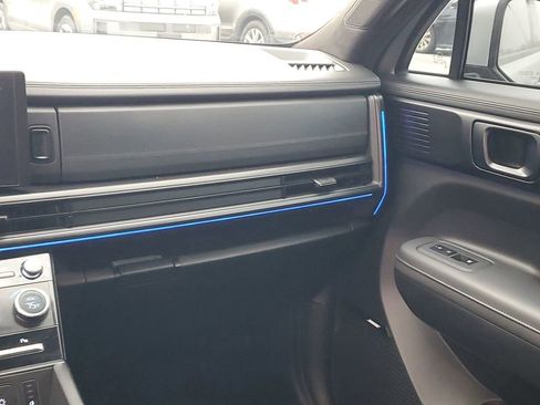 Certified 2025 Hyundai Santa Fe Calligraphy image 23