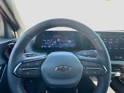 New 2026 Chevrolet Equinox RS image 14