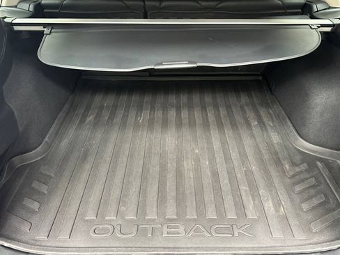 Used 2017 Subaru Outback 2.5i Limited AWD/4WD image 20